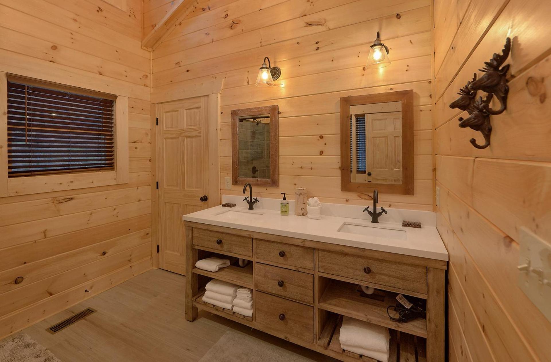 Misty Mountain Adventure Lodge Gatlinburg Extérieur photo